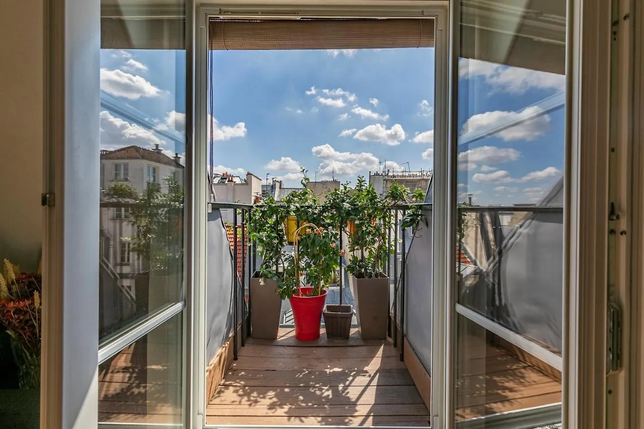 Centre Dernier Etage Vue Ascenseur Διαμέρισμα *
