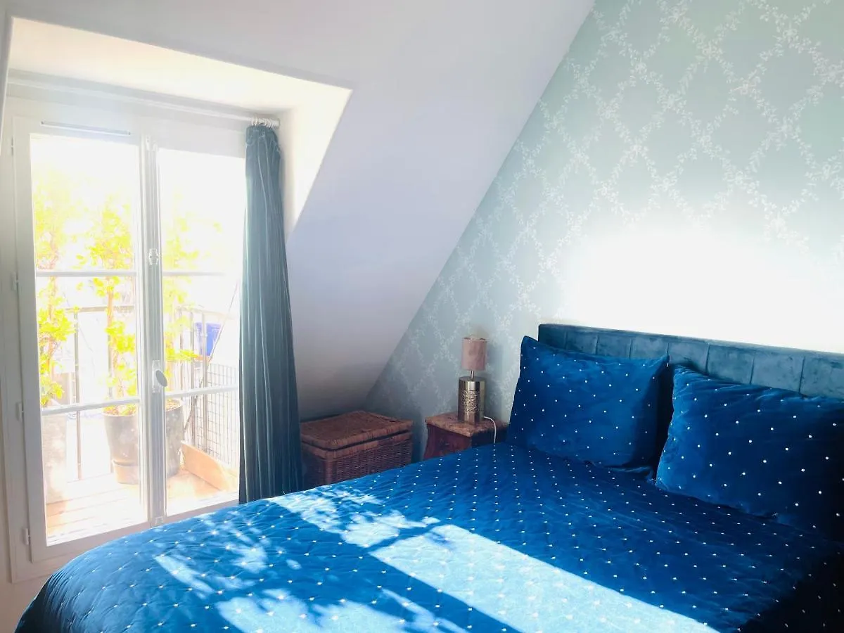 Centre Dernier Etage Vue Ascenseur Διαμέρισμα *