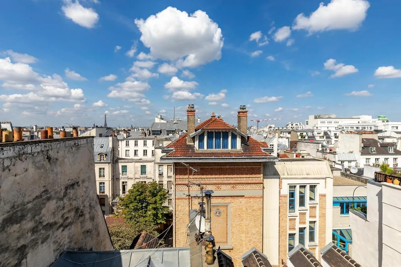 Apartment Centre Dernier Etage Vue Ascenseur Paris